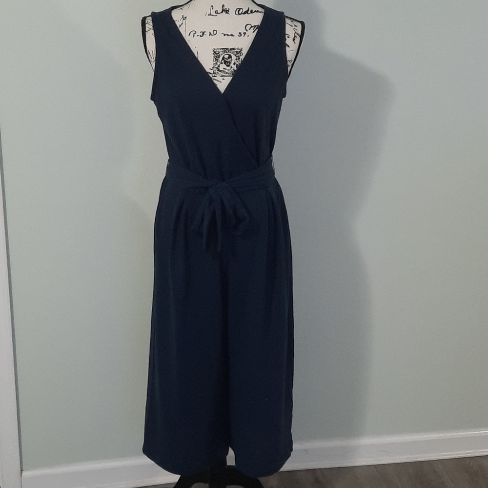 ⭐Universal Thread Sleeveless JumpSuit